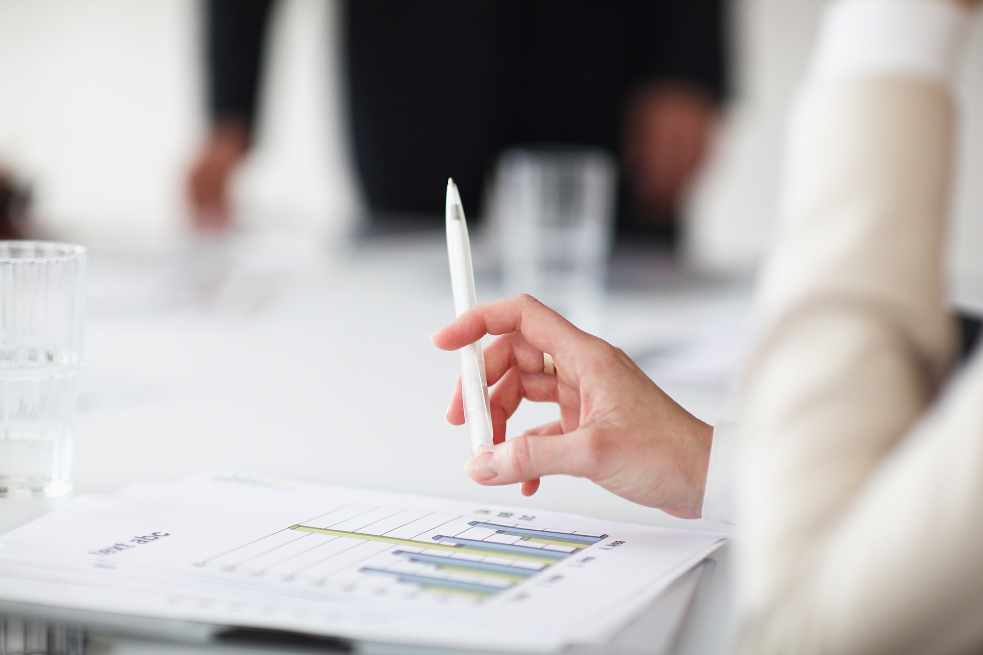 MM_What-the-Experts-Say_1920px_bg